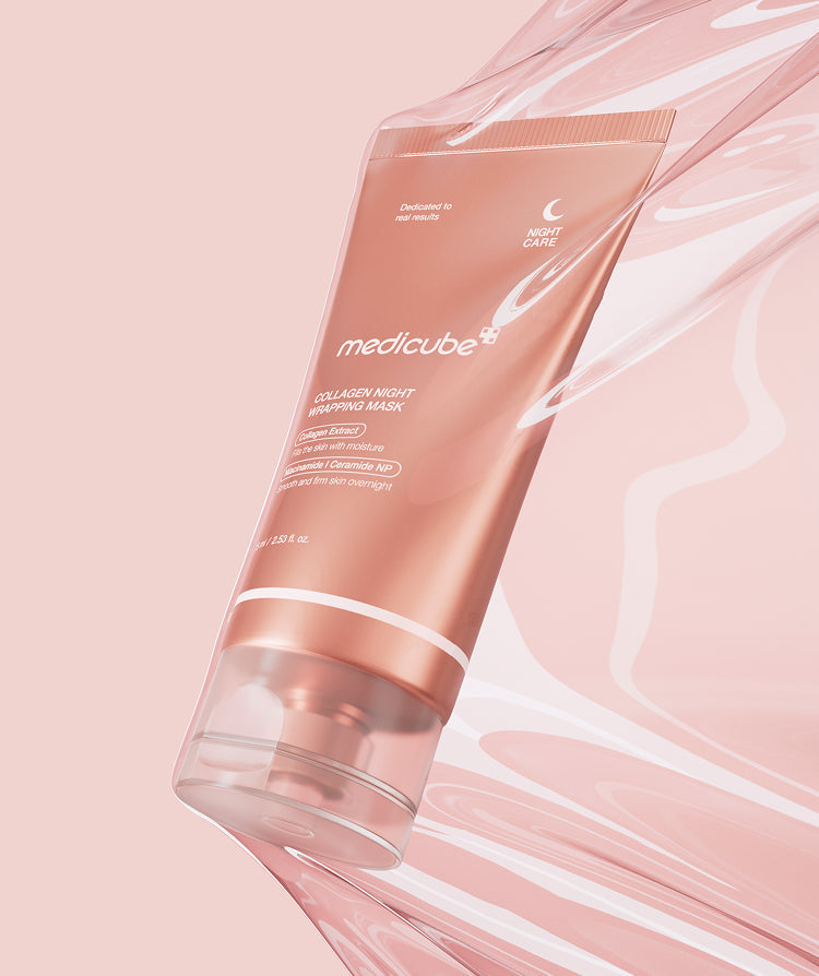 Meticulously crafted to care for and protect your skin's elasticity while you sleep.
